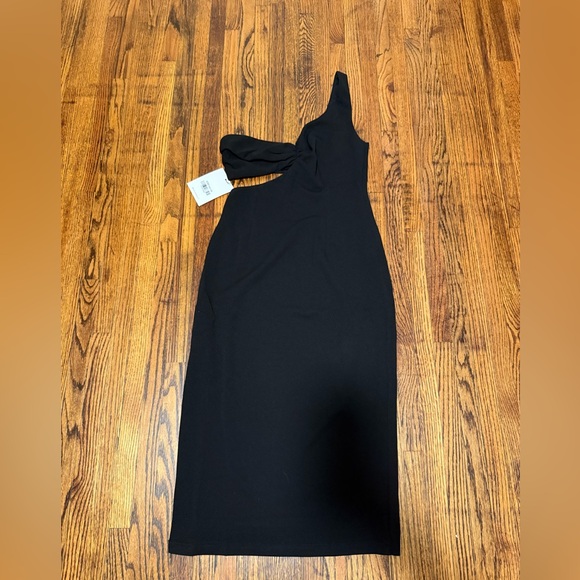 NWT Hello Molly EXPRESS STYLE MIDI DRESS BLACK - Medium - Picture 2 of 9